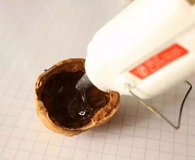 手工妙招 核桃殼與熱熔膠的完美結合的創意之作